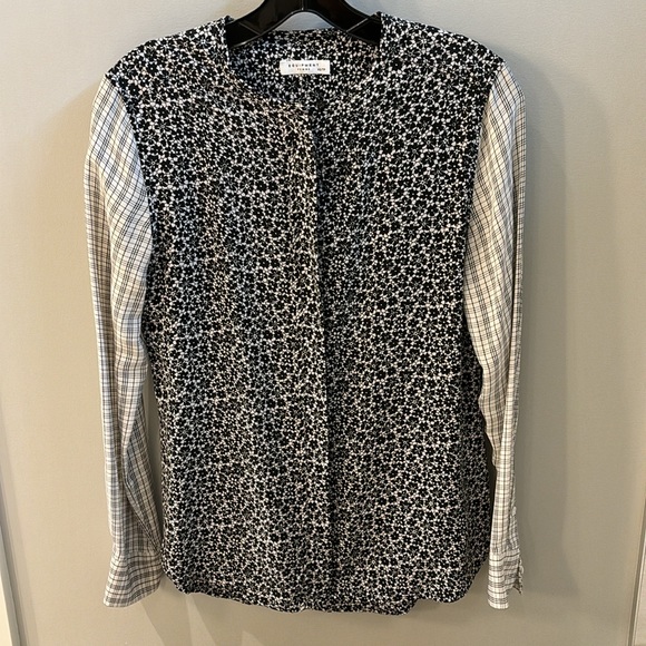 Equipment Femme Contrast Floral Print Lynn Silk Blouse Sz XS - Picture 2 of 8